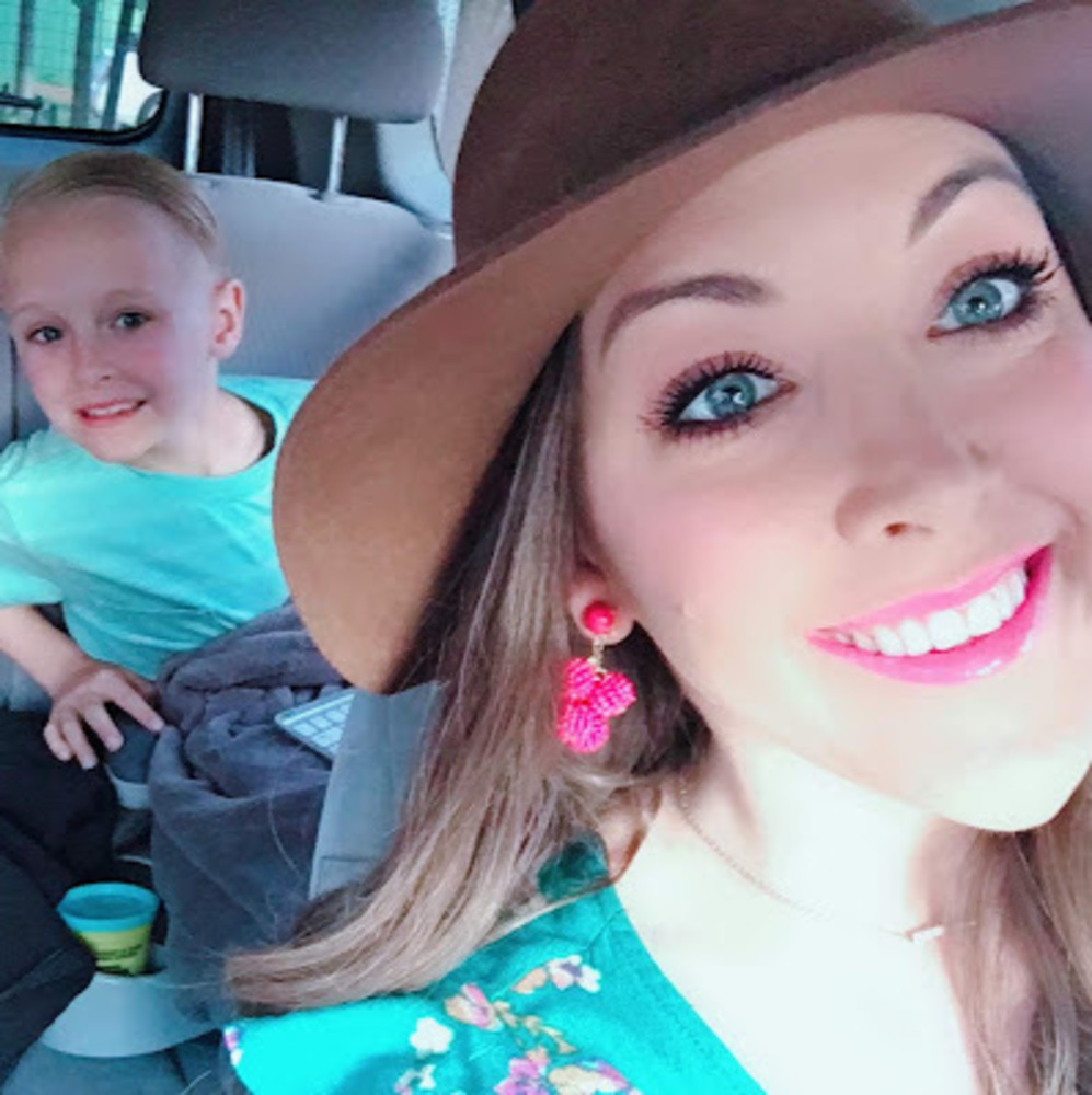 Meet your Posher, Lisa